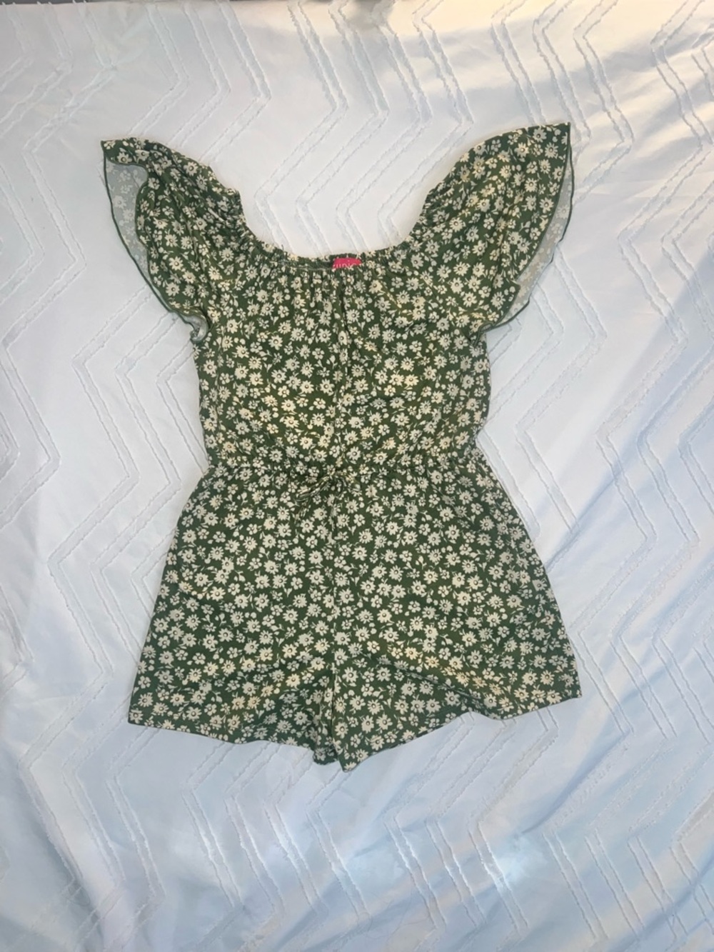 Zunie Girl Green and White Floral Elastic Dress